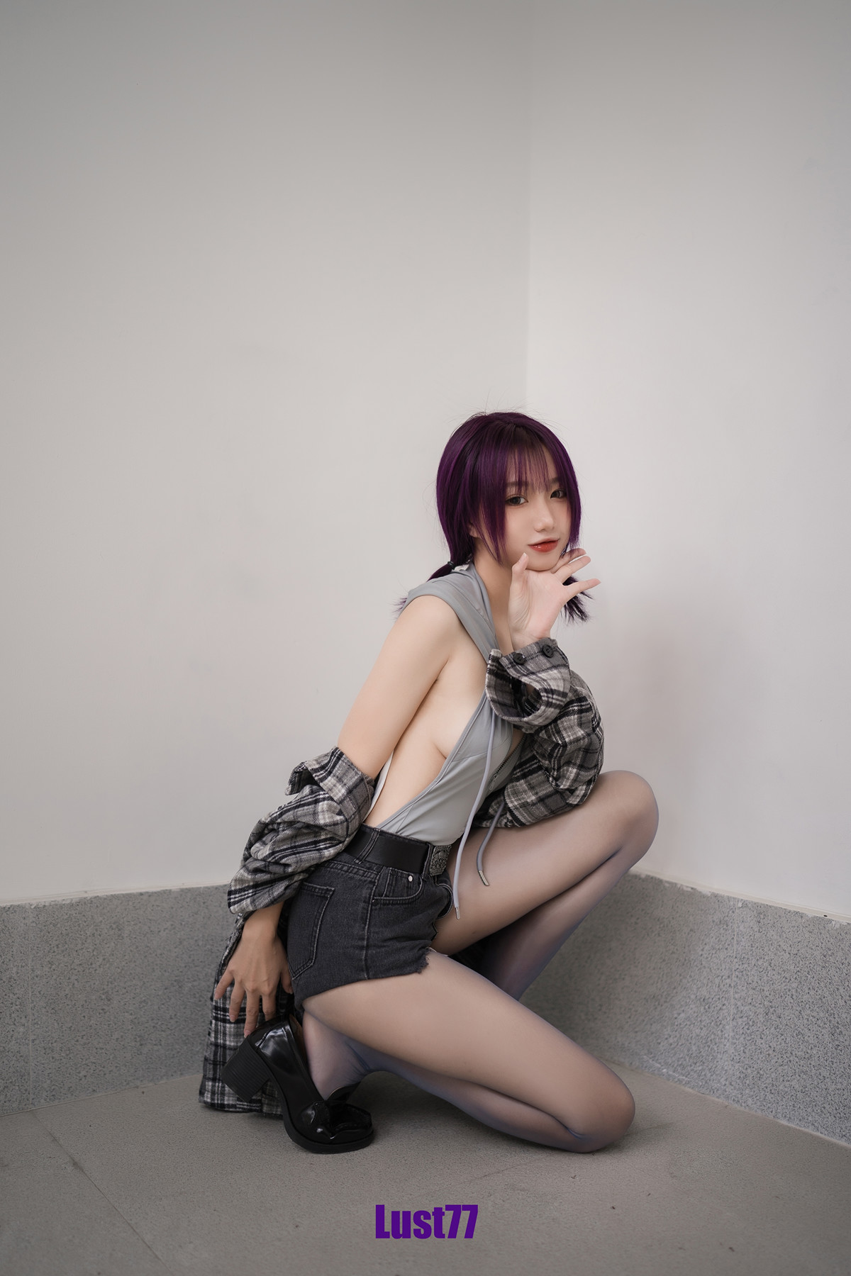 Cosplay 柒柒要乖哦 小灰兔(69P)