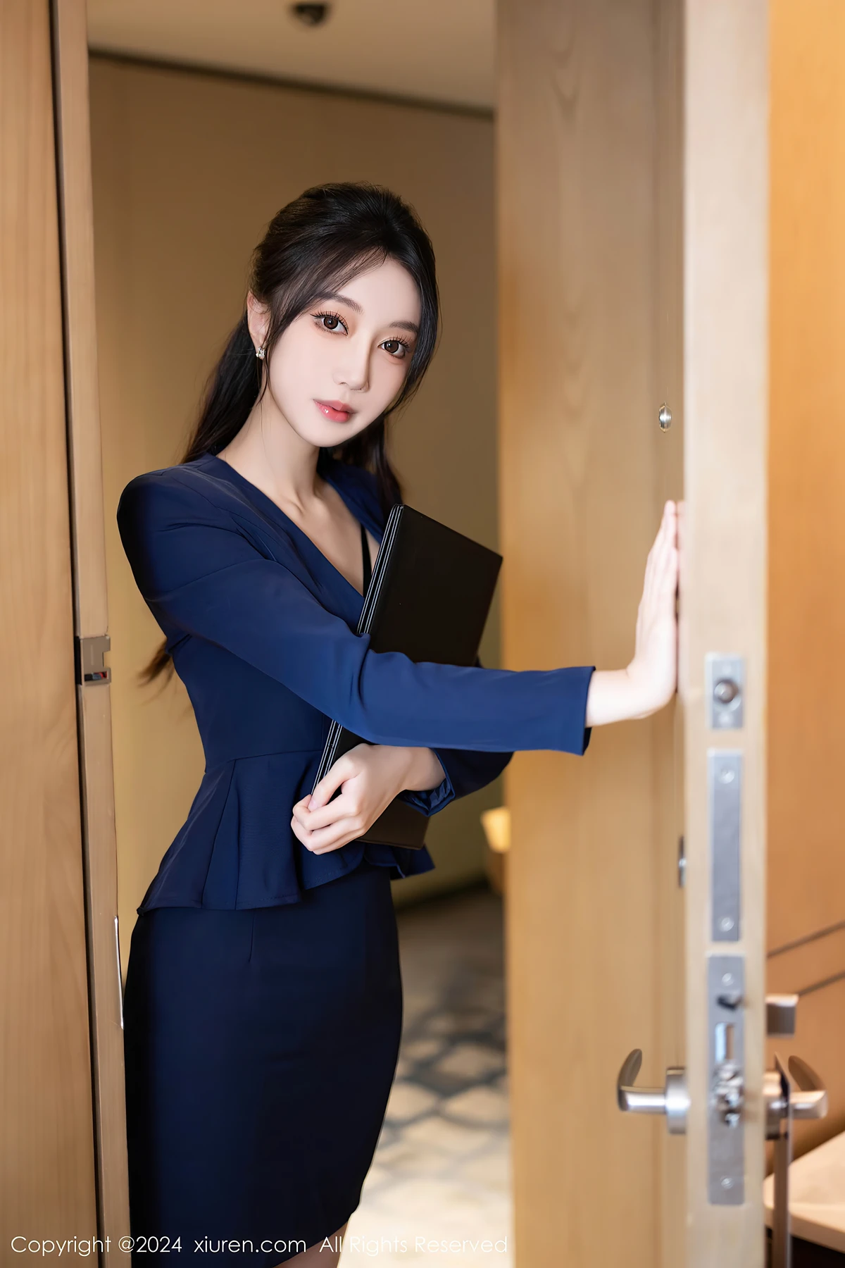 XiuRen秀人网 No.8669 玥儿玥er(81P)