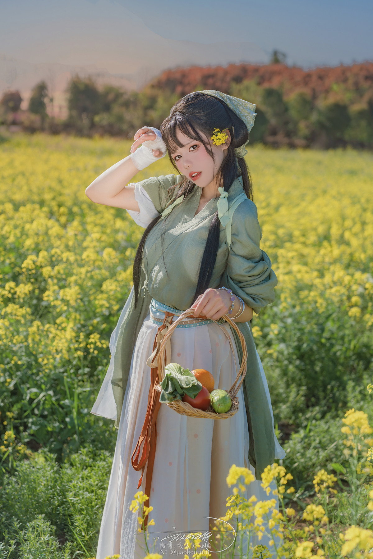 Cosplay 黏黏团子兔 田耕记(70P)
