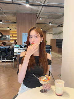 SiS Magazine P5