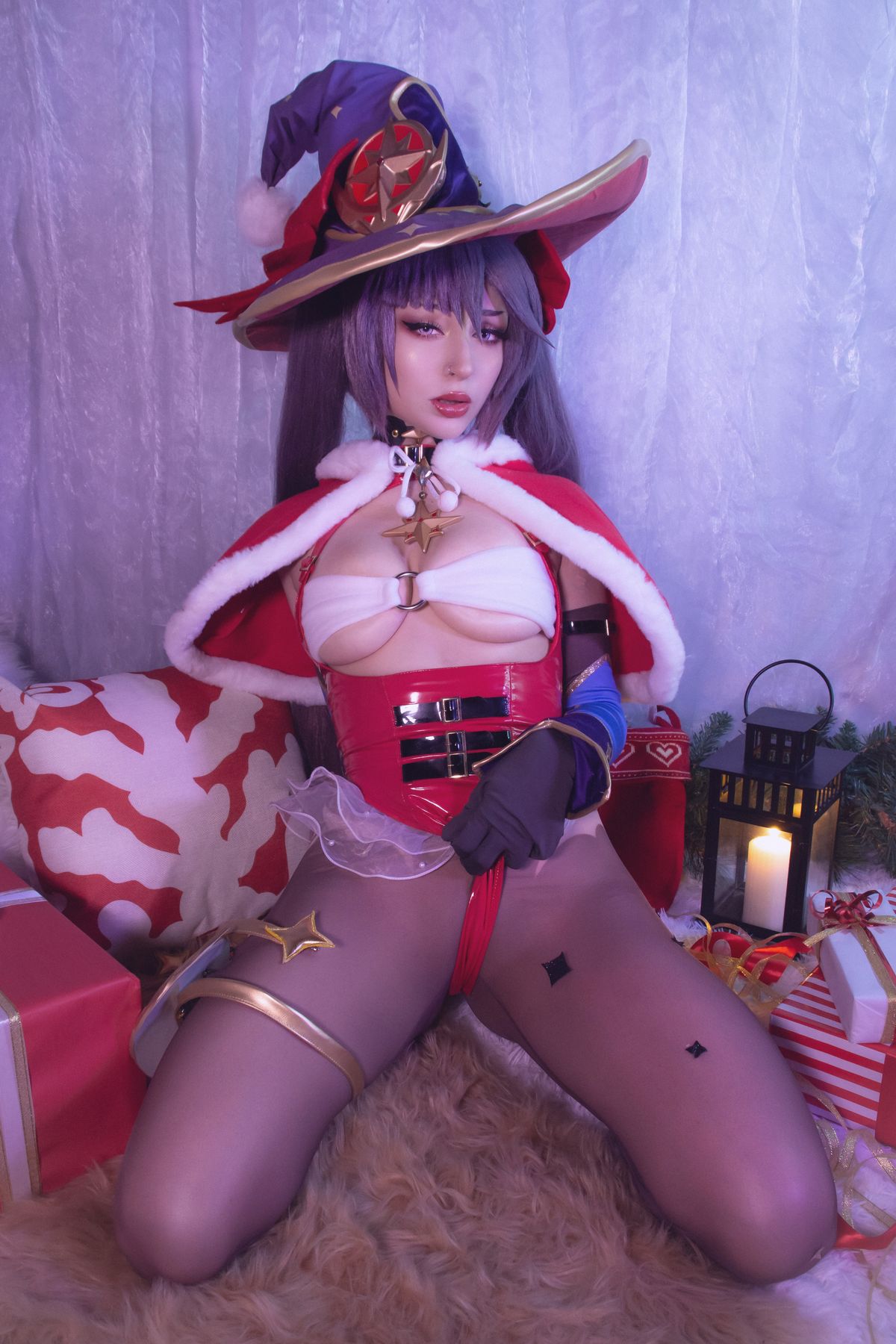 Coser@Shiro Kitsune – 原神-莫娜 – 圣诞版 Mona Xmas (42P)