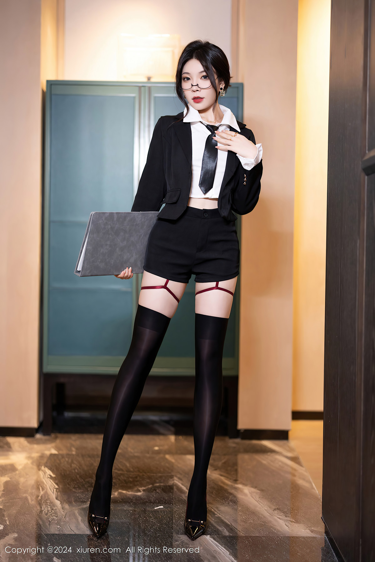 XiuRen秀人网 No.8440 徐莉芝Booty(81P)