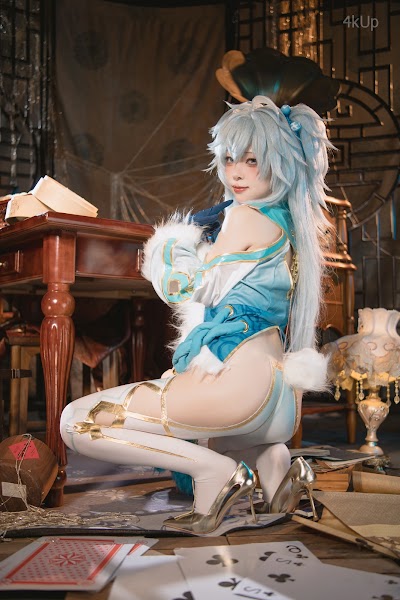Coser@矢量鱼 少女前线云图计划 芙洛伦