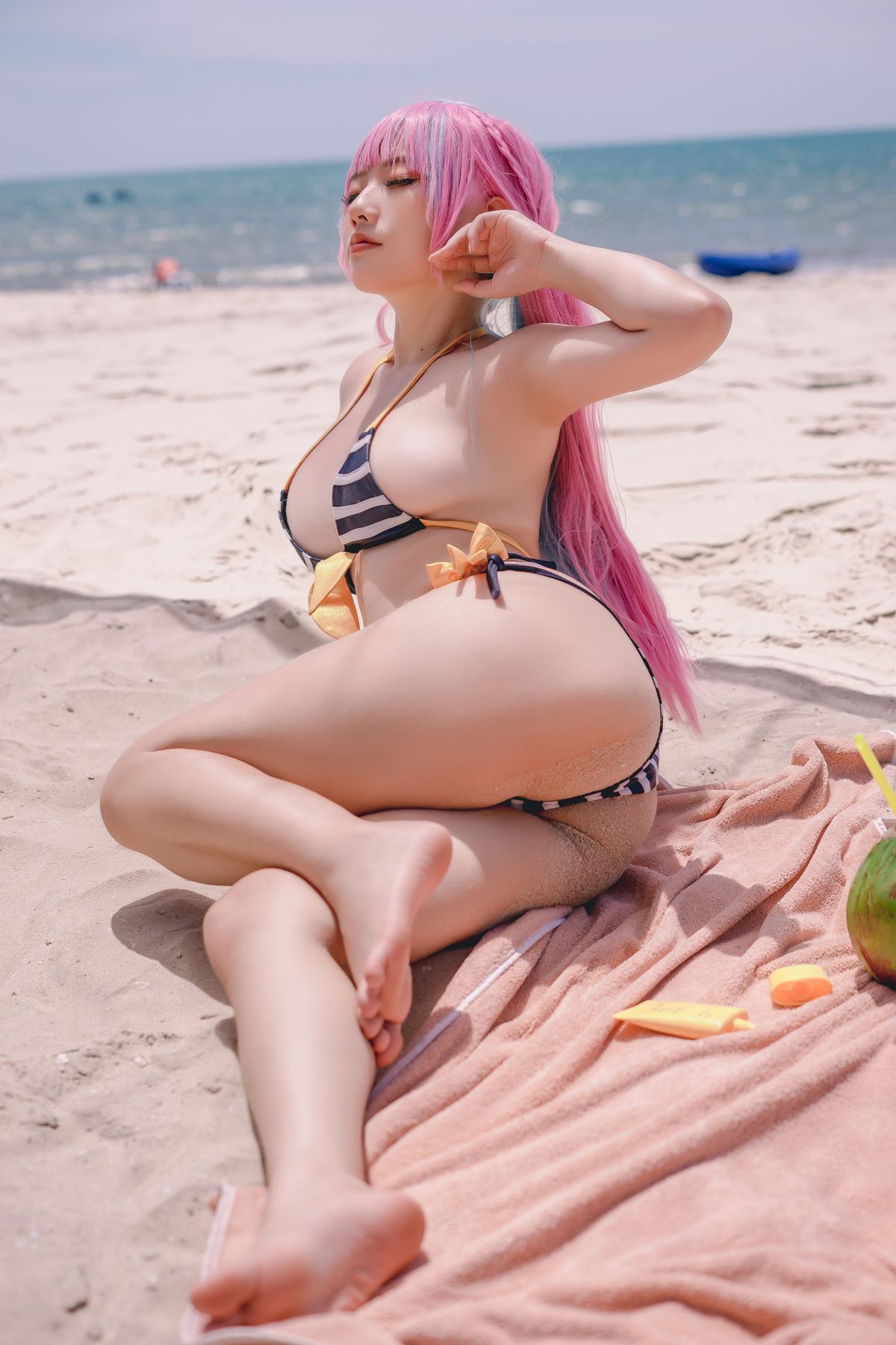 Coser@Messie Huang – Aqua Bikini (35P)