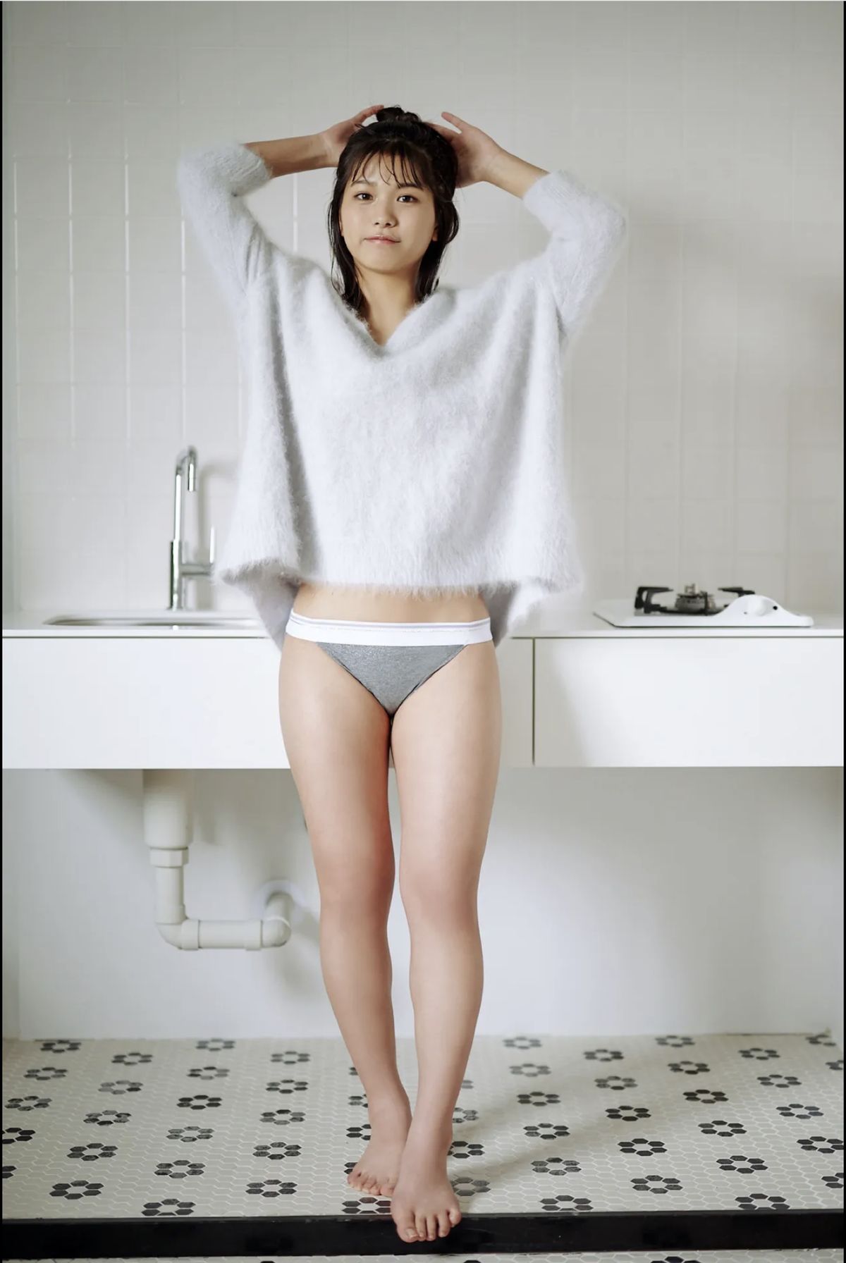 JP Nanami Asahi 朝日ななみ – 22歳の純真ビキニ (64P)