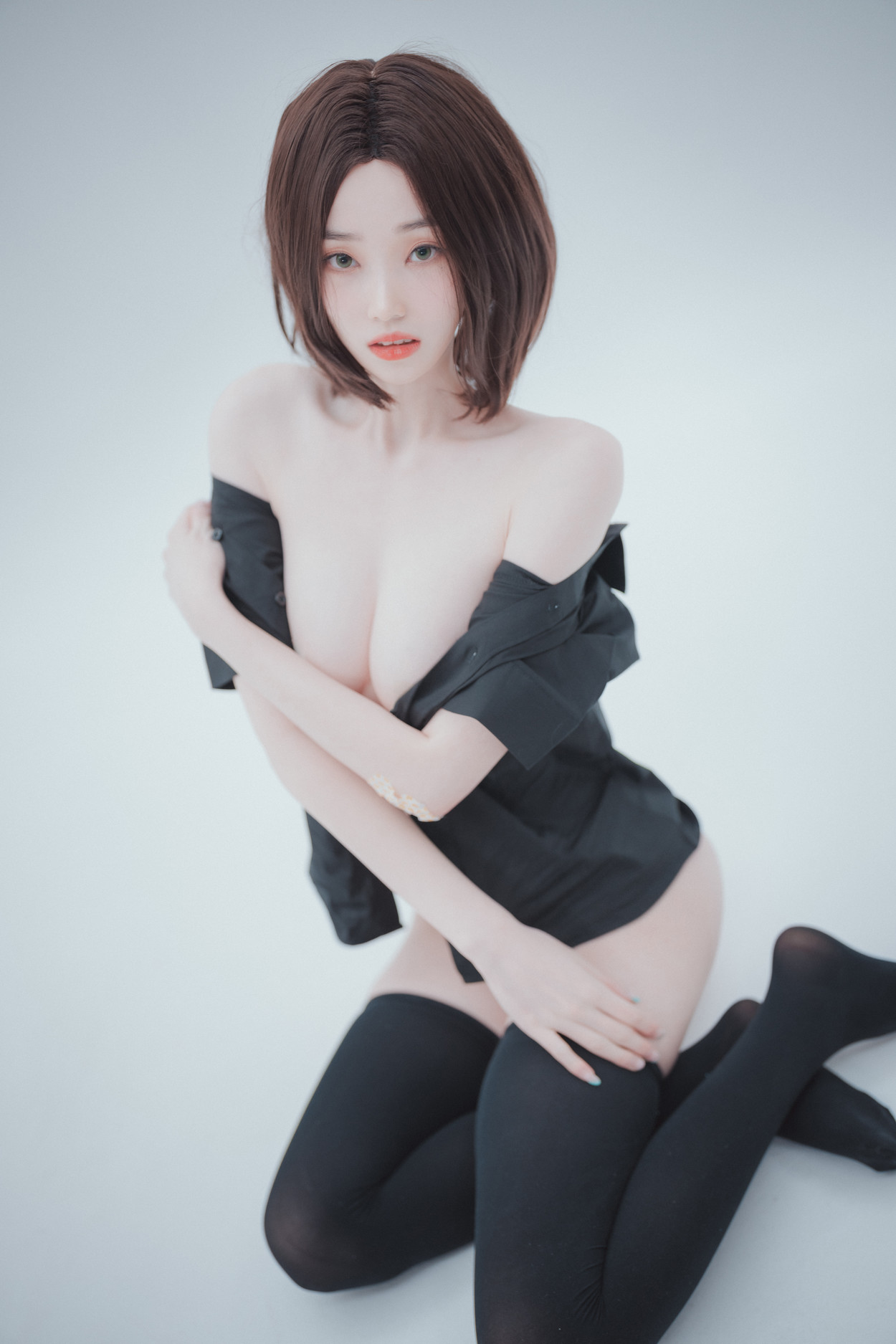Bambi 밤비, DJAWA ‘Hi Sam!’ Set.04(50P)