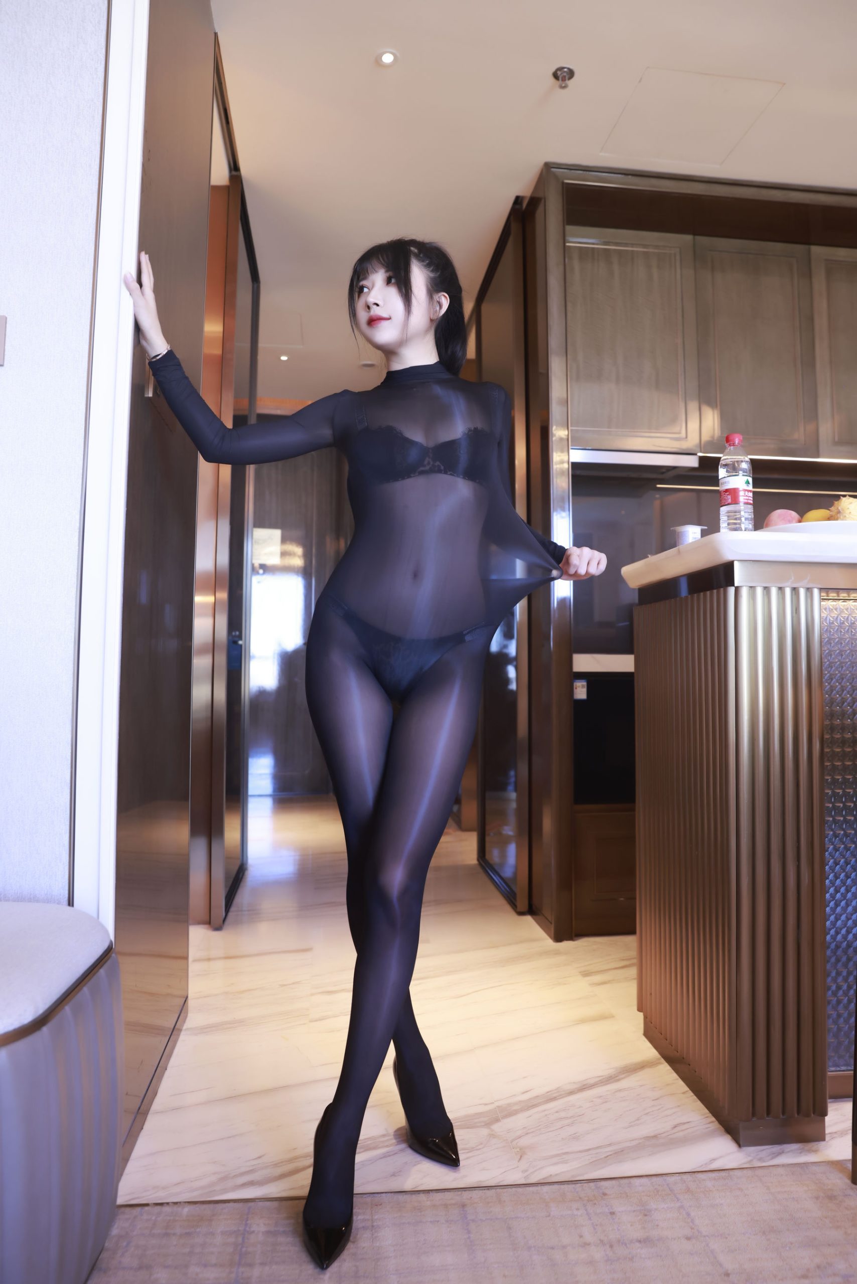 斗鱼主播小女巫露娜 - 琉光