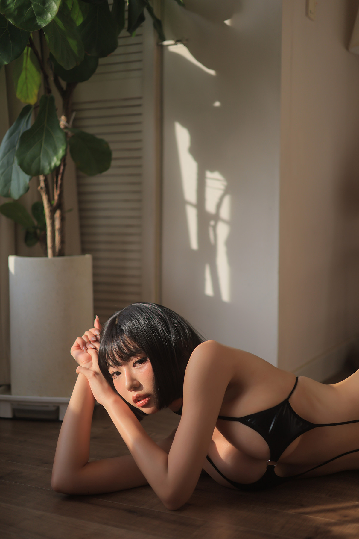 Dongeuran 동그란, PhotoBook 「Matilda」 Set.04