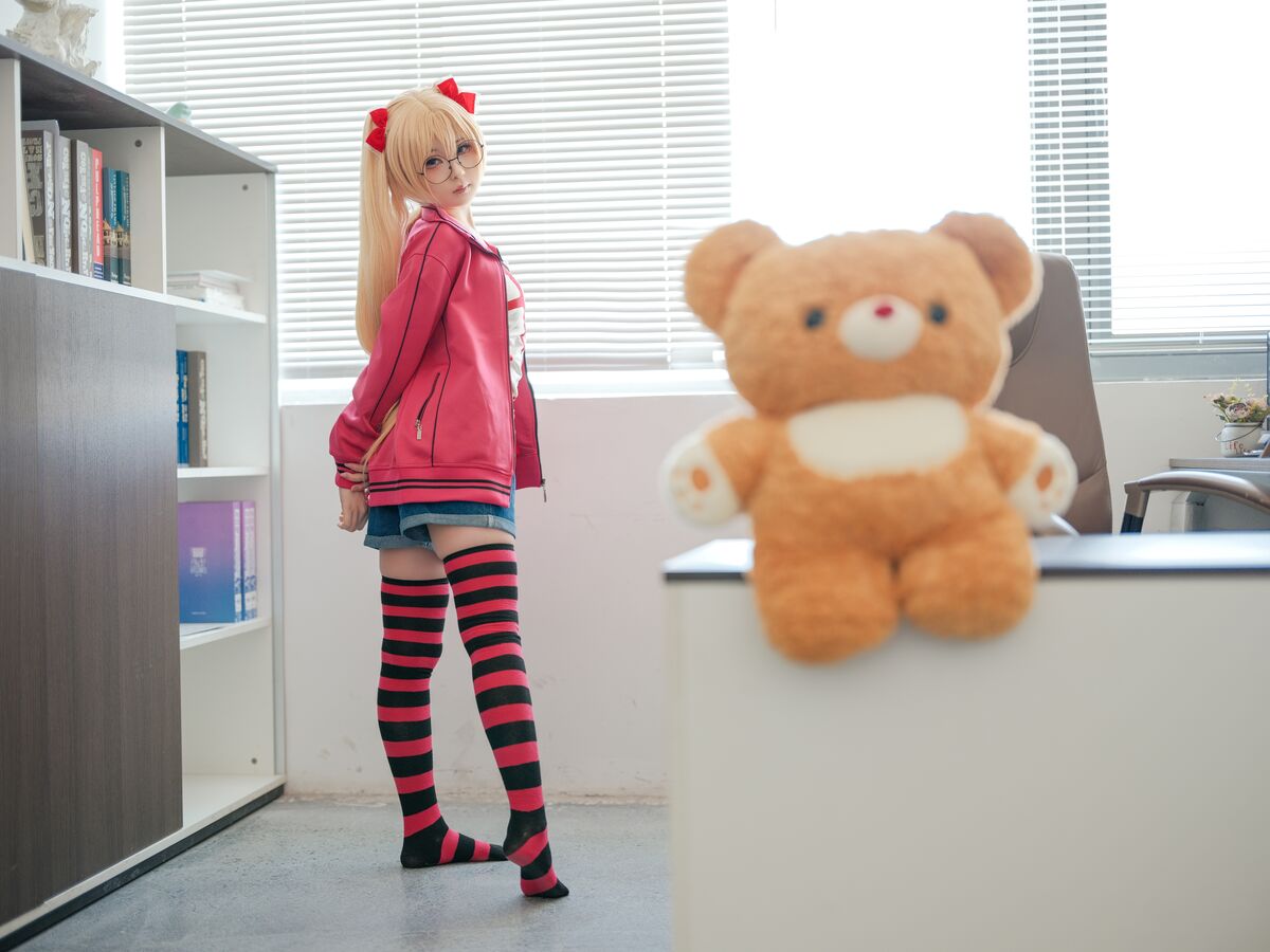 Coser@幼水铃衣 – 鬼父 秋月爱莉 (83P)