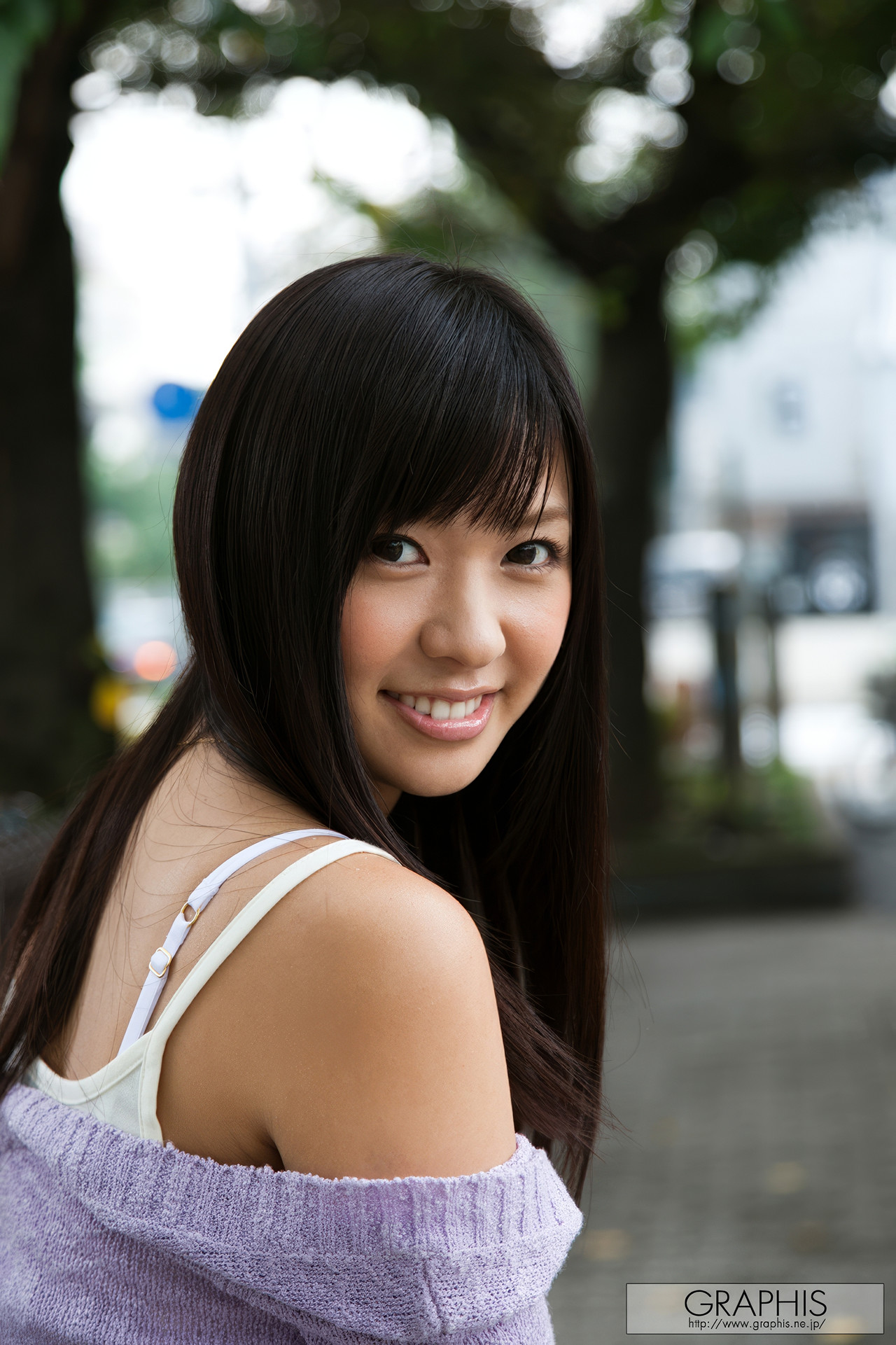 Nana Ogura 小倉奈々, Graphis Limited Edition 2010.11