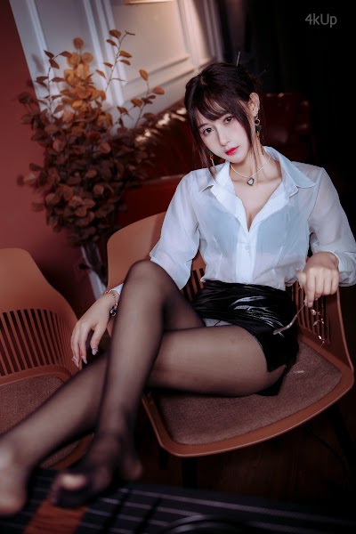 Coser@羽生三未 半透OL