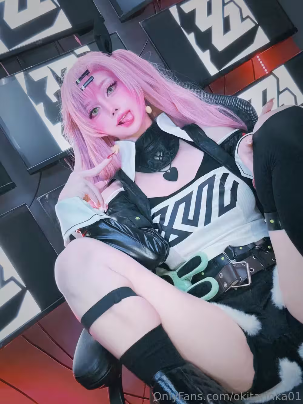 Okita Rinka – Nicole DeMara