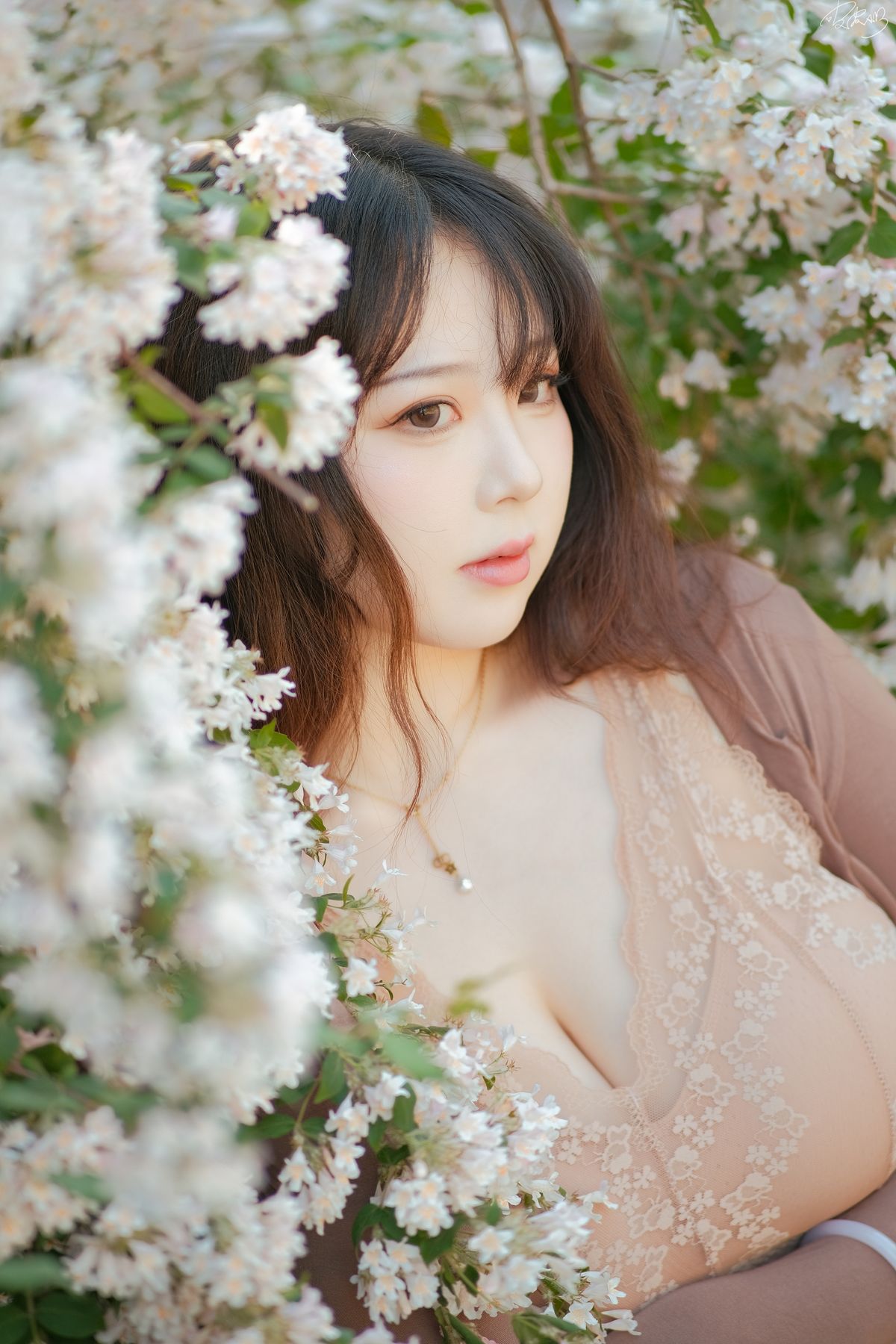 Coser@皮皮奶可可爱了啦 – 猥实人妻 (55P)