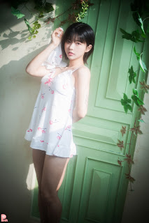 [PINK] U.Hwa (은유화) – Floral