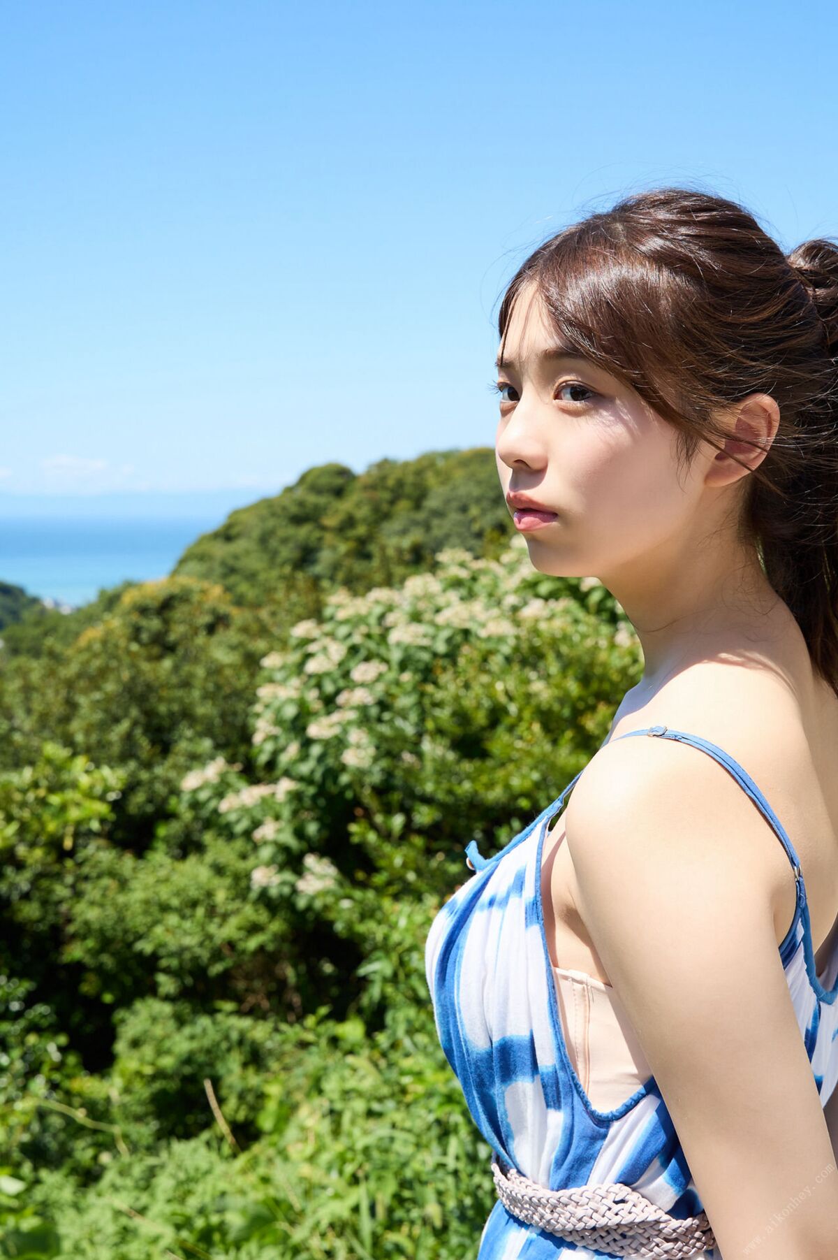 JP Kikuchi Hina 菊地姫奈 – キミと過ごした夏 Vol.2 120ページ豪華版 ＦＲＩＤＡＹデジタル写真集 Part01 (52P)