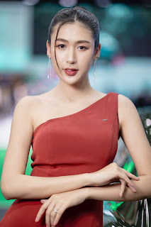 SiS Magazine P2