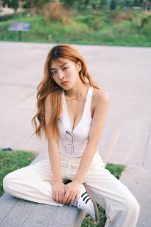 SiS Magazine P4