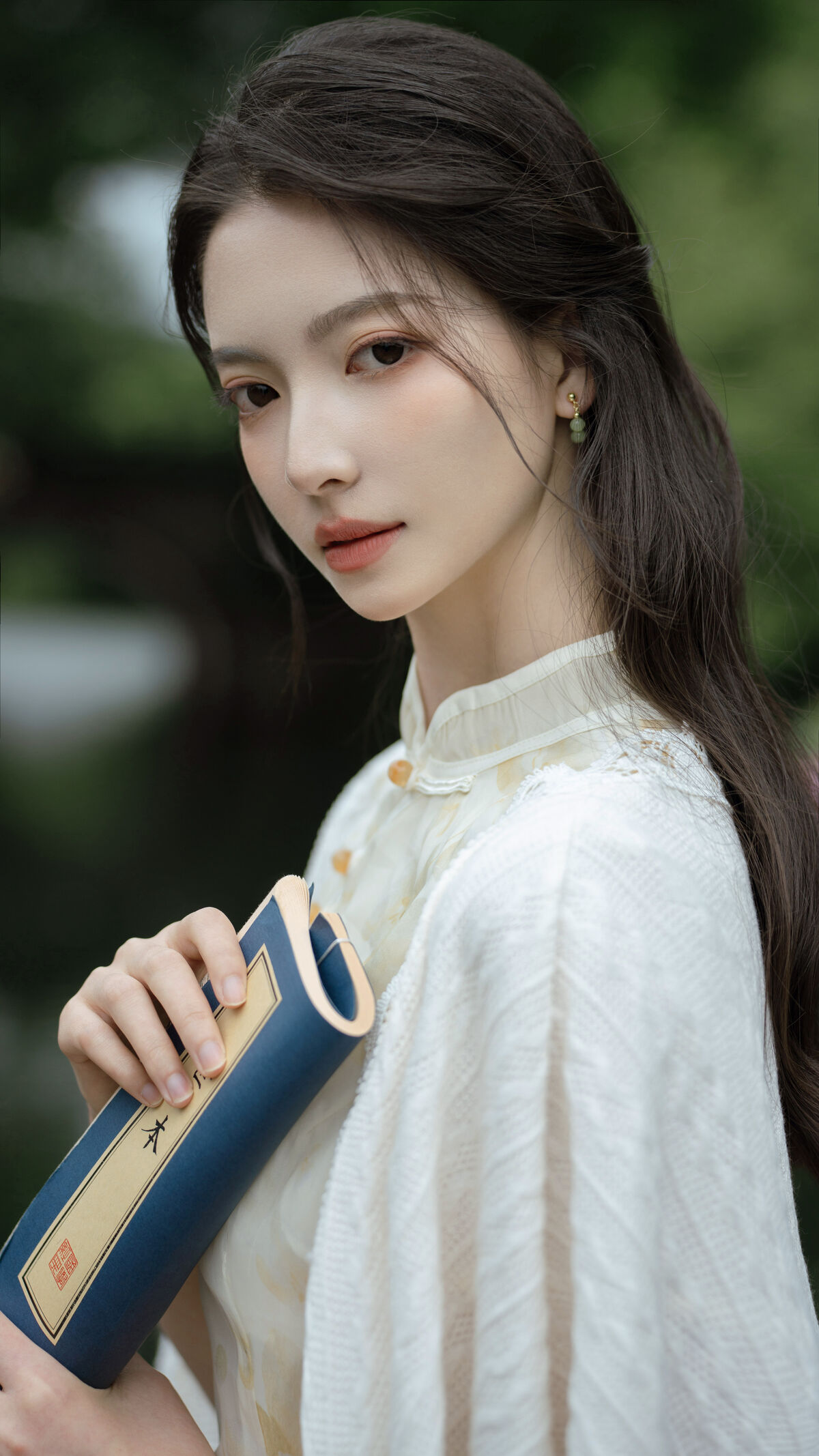 YiTuYu艺图语 Vol.8388 雪球团团子 (25P)