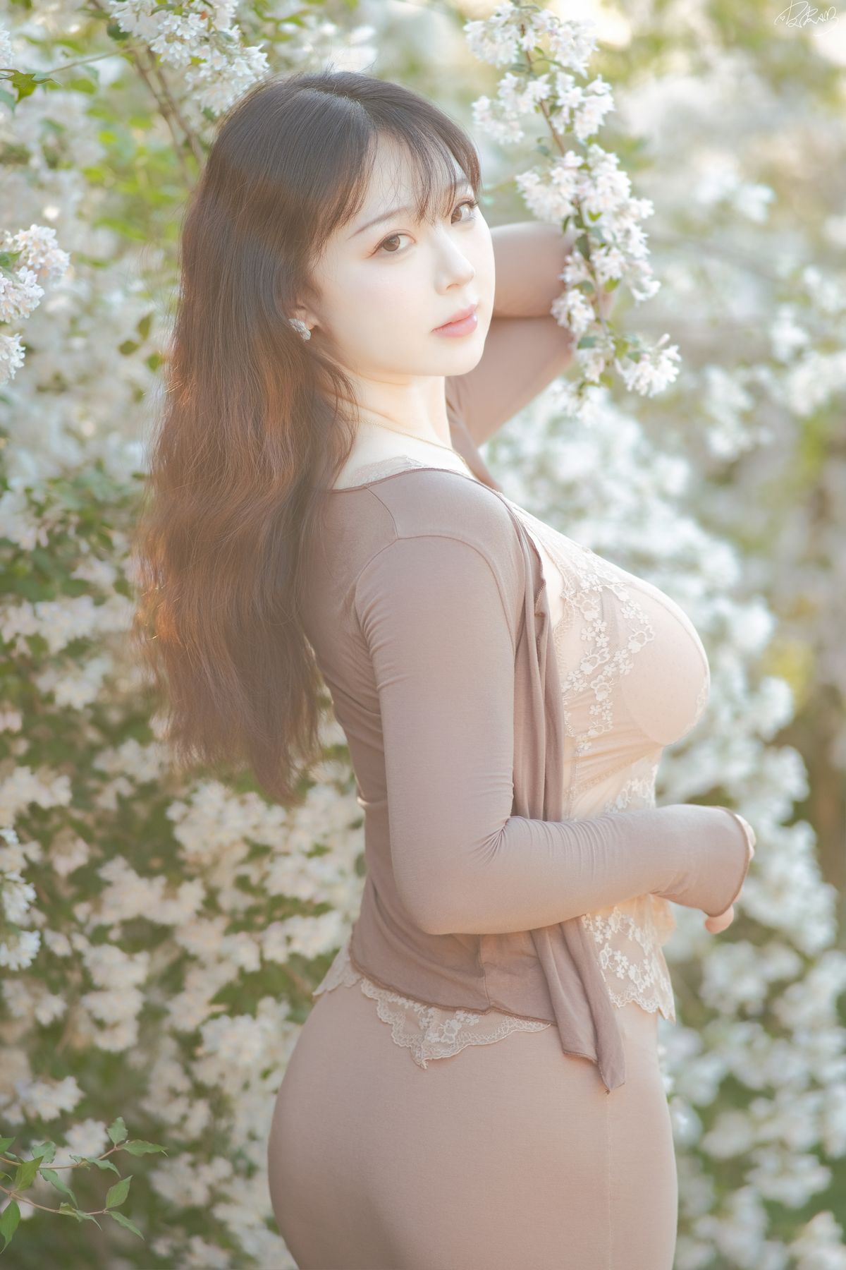 Coser@皮皮奶可可爱了啦 – 猥实人妻 (55P)