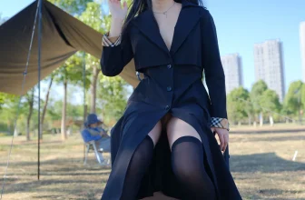 小泽 – 黑色丝袜女同事 户外露出 Set.02(91P)