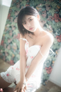 [PINK] U.Hwa (은유화) – Floral