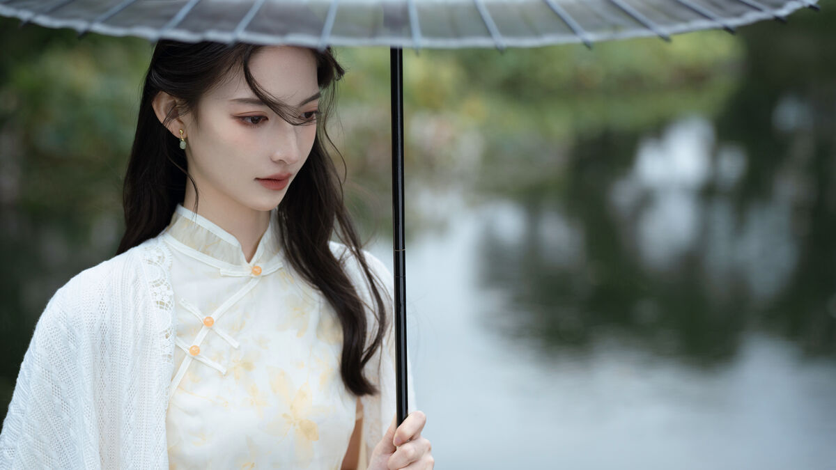 YiTuYu艺图语 Vol.8388 雪球团团子 (25P)