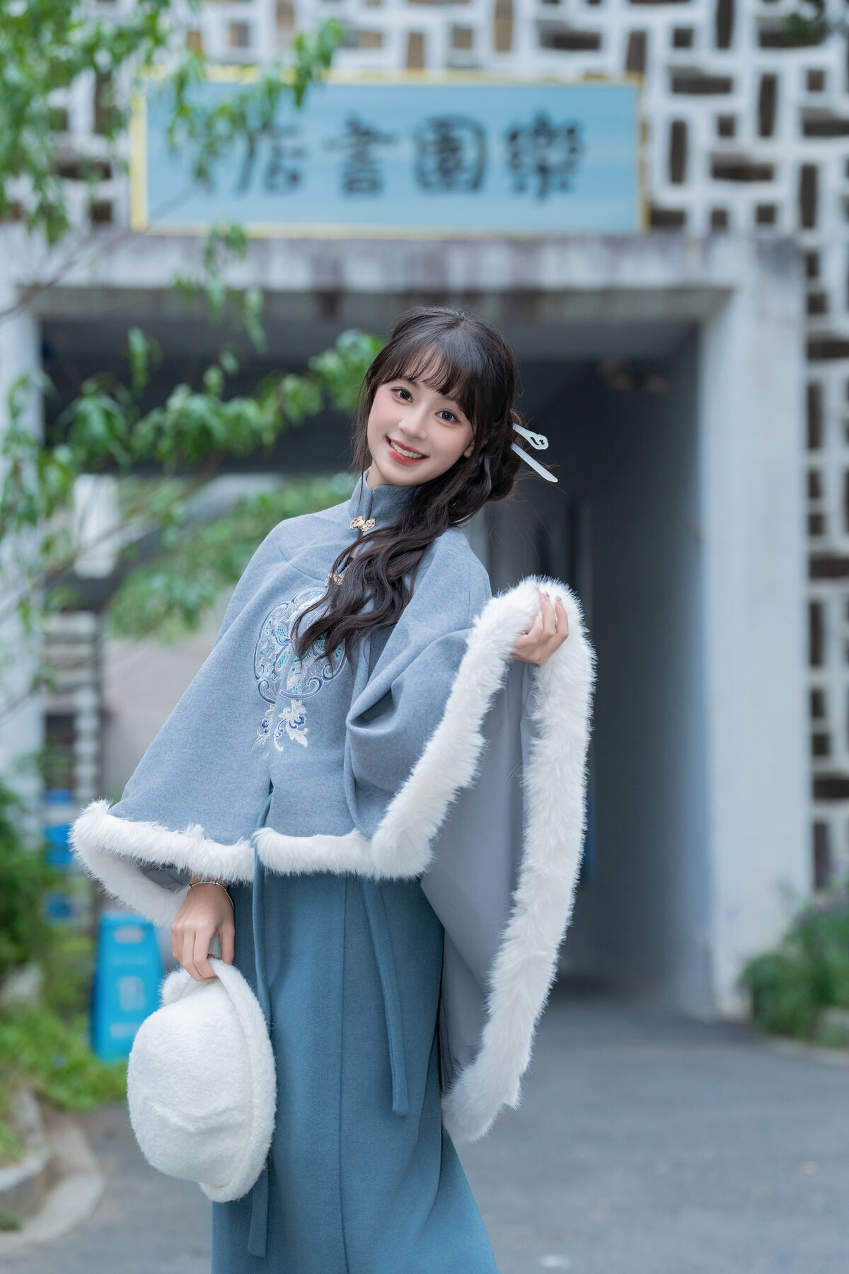 YiTuYu艺图语 Vol.8412 夏芋小年 (26P)