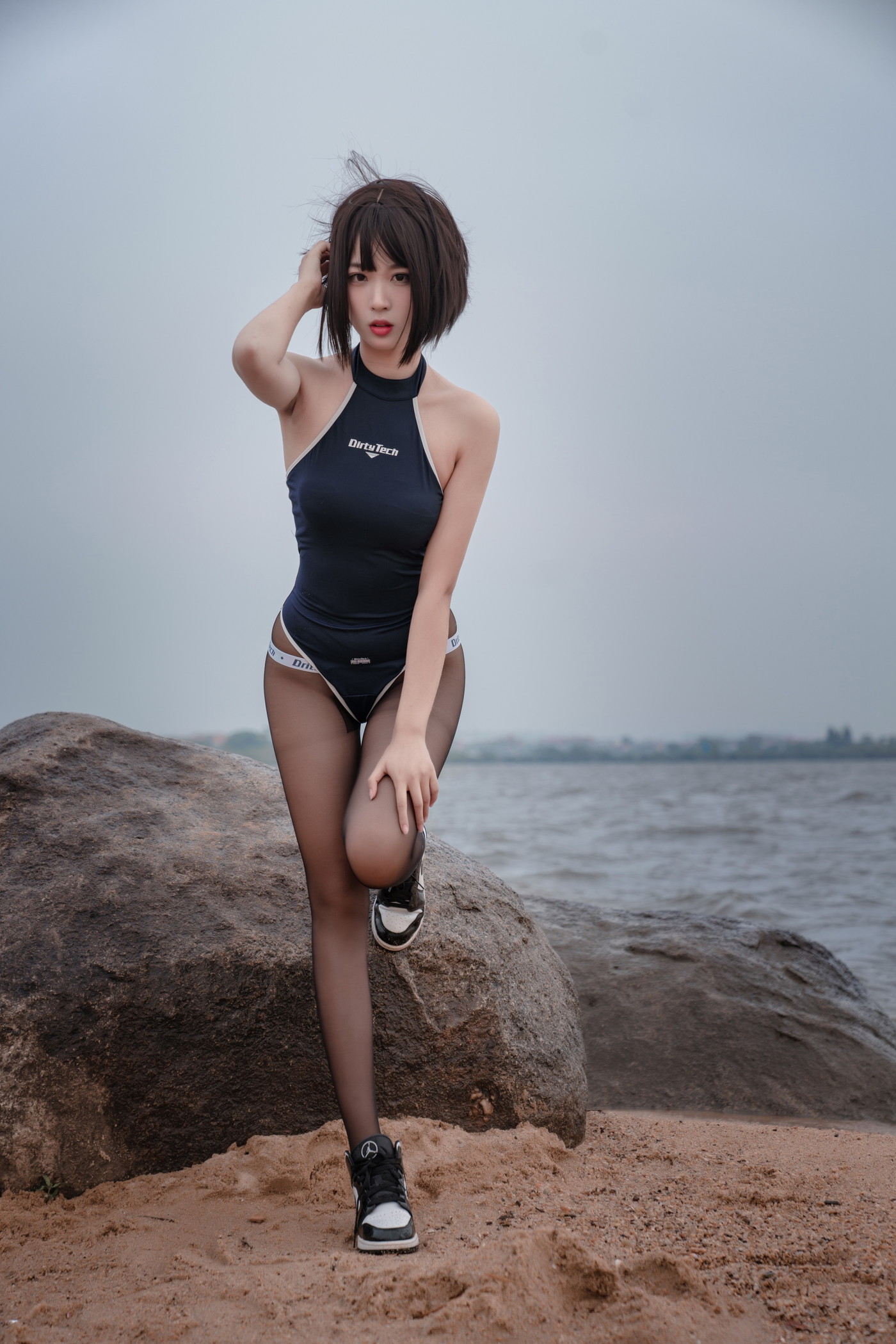 Cosplay 轩萧学姐 沙滩竞泳(50P)