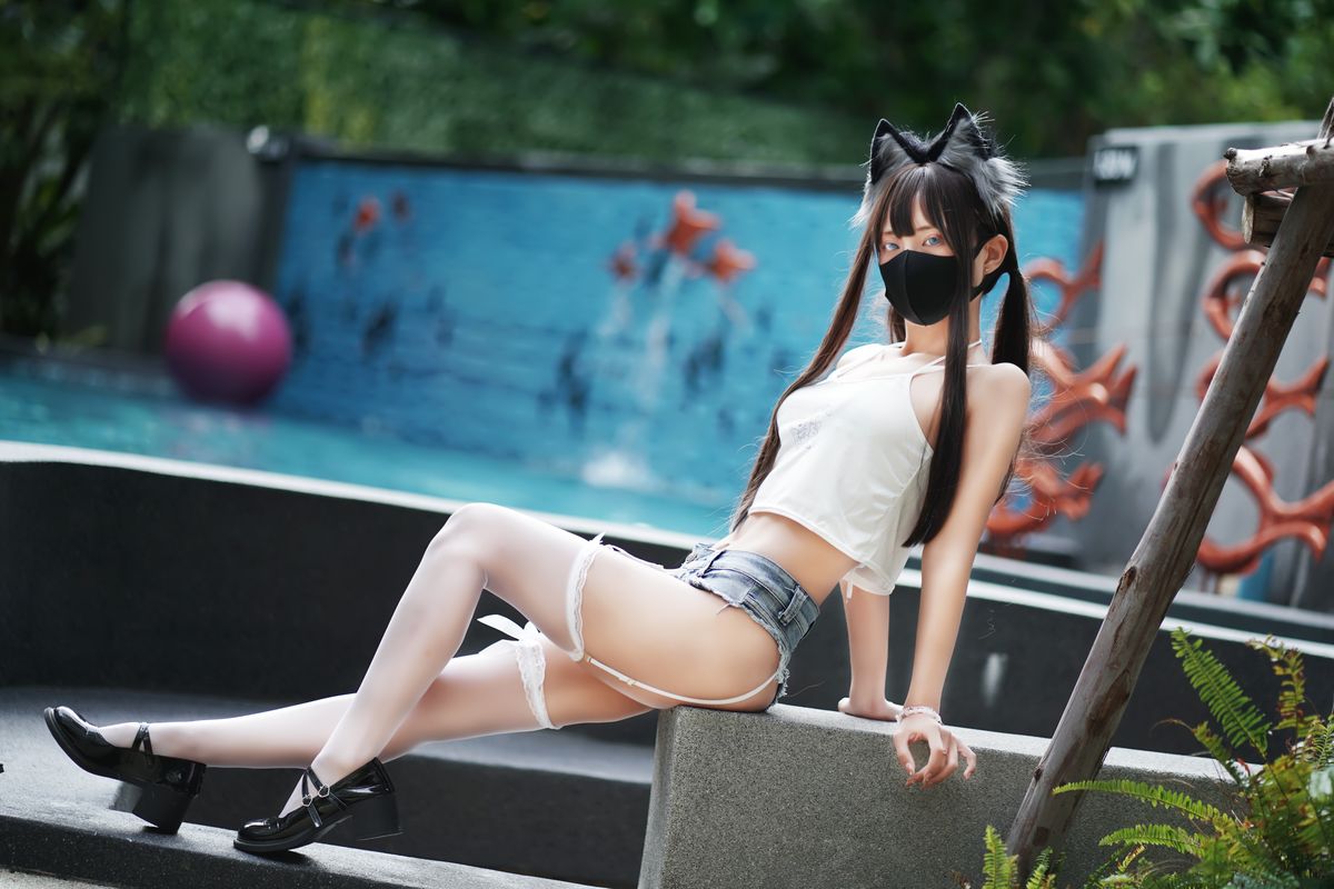 Coser@职业奶妈三水子 – 猫猫蓝白比基尼 (86P – 1V)