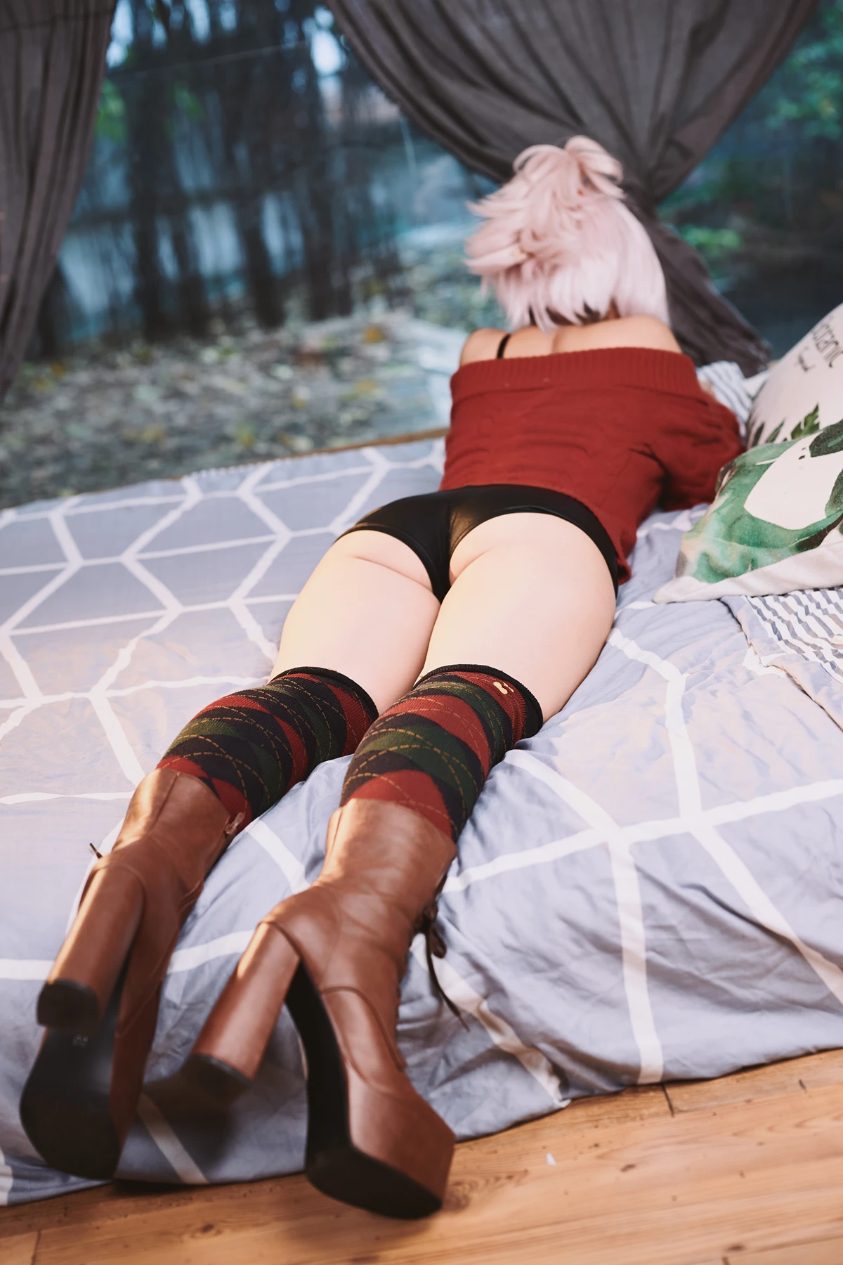 Cosplay PuyPuy – 家庭主妇武藏