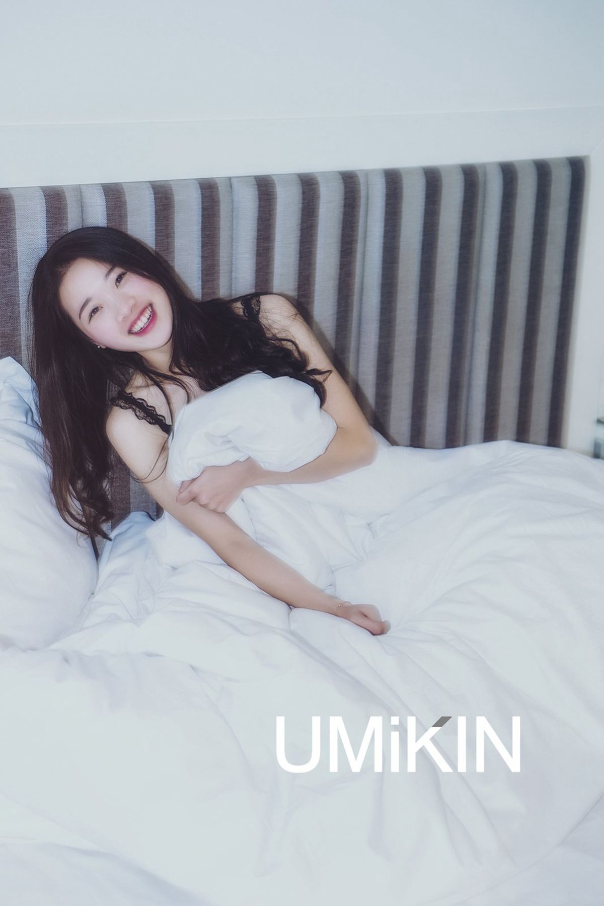 Umikin Adult Photography – 知名唯美情色摄影大咖 约拍超美御姐熟女大合集 Part01 (72P)