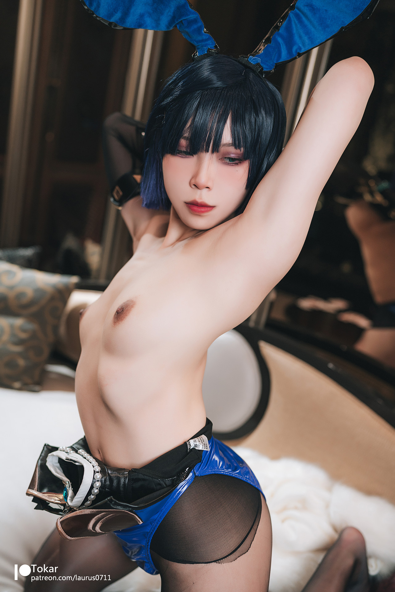 Tokar浵卡, 写真集 夜阑(兔女郎ver) Yelab (Bunny ver)
