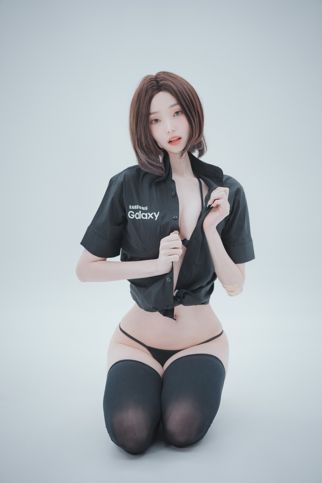 Bambi 밤비, DJAWA ‘Hi Sam!’ Set.04(50P)