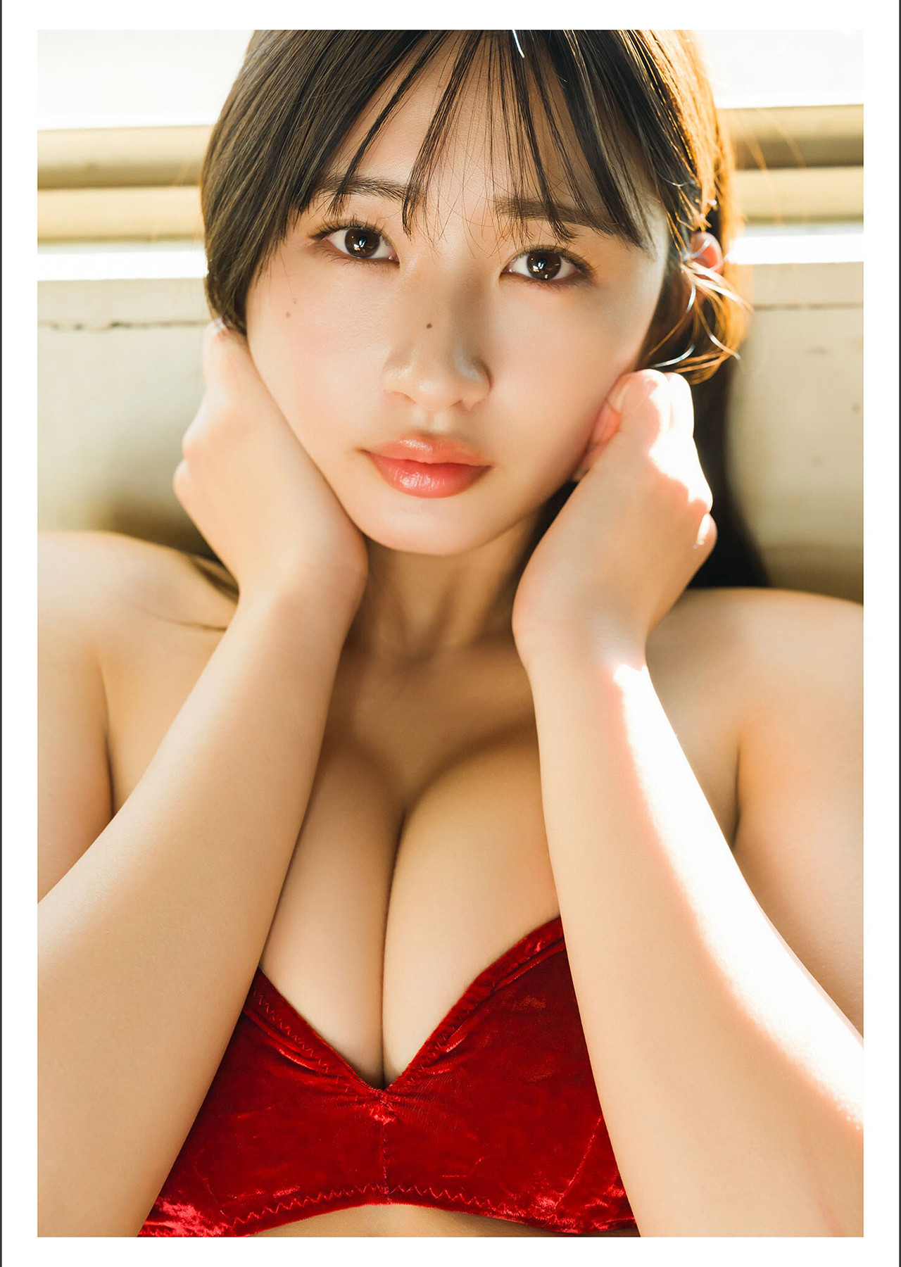 Hinata Matsumoto 松本日向, 写真集 『麗しのシャルマン』 Set.04