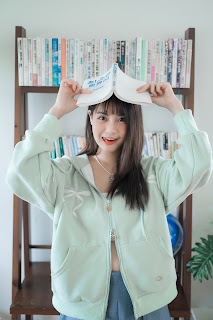 SiS Magazine P4