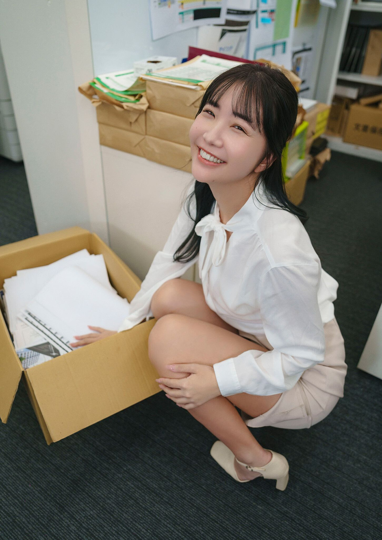 Kisumi Amau 天羽希純, 写真集 「もっと！教えて あまう先輩！！ スピサン グラビアフォトブック」 Set.01