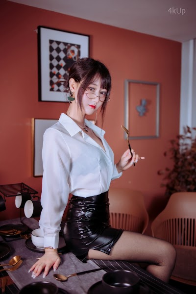 Coser@羽生三未 半透OL