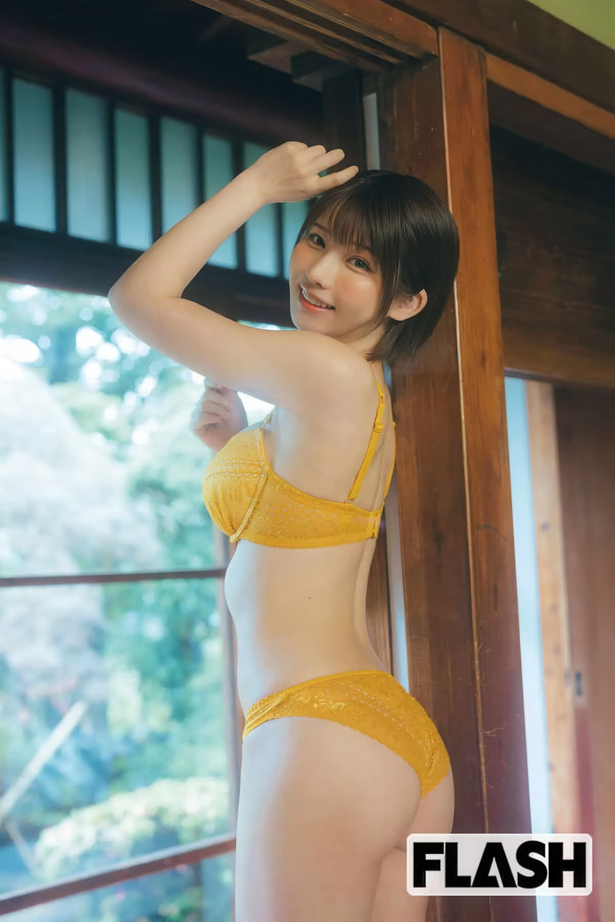 Enako えなこ, FLASH 2025.08.05 (フラッシュ 2025年8月5日号)