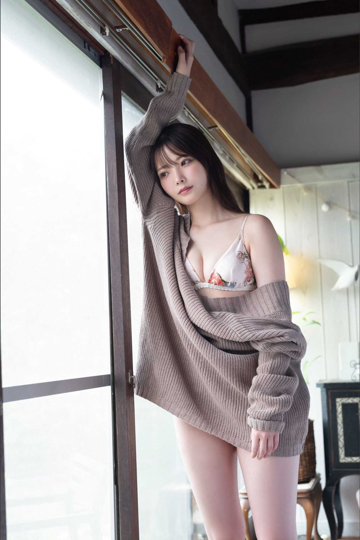 Araya Himeka 新谷姫加, FRIDAYデジタル写真集 「Holic」 Vol.04