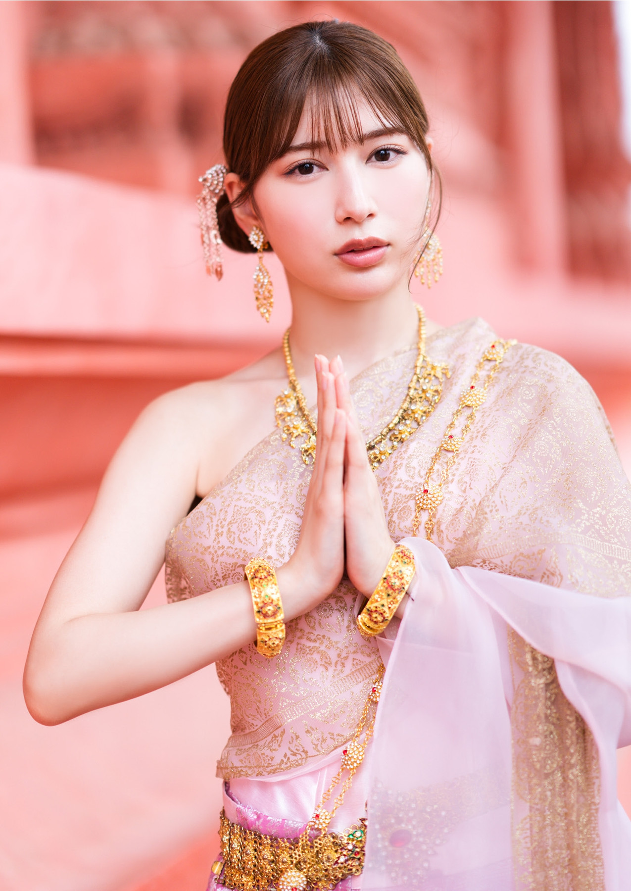 Risa Yukihira 雪平莉左, 写真集 「キミが微笑めば…世界が微笑む！！」 Set.01