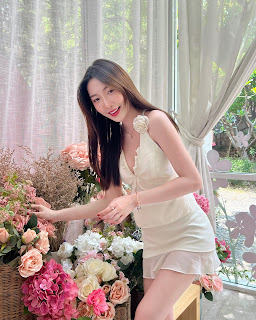 SiS Magazine P2