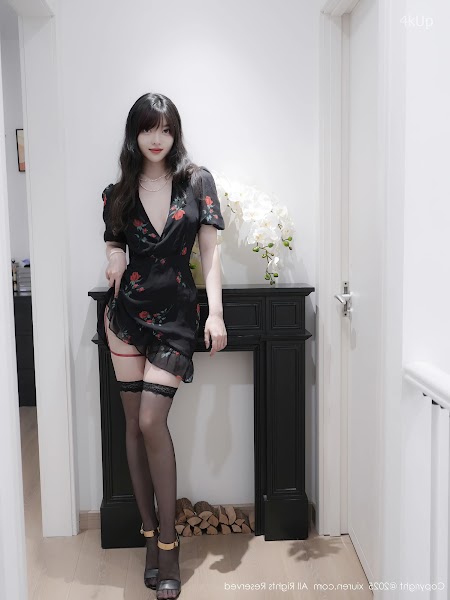 XIUREN No.10586 白露lulu