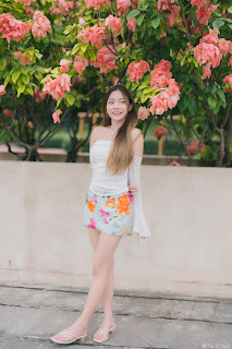 SiS Magazine P2