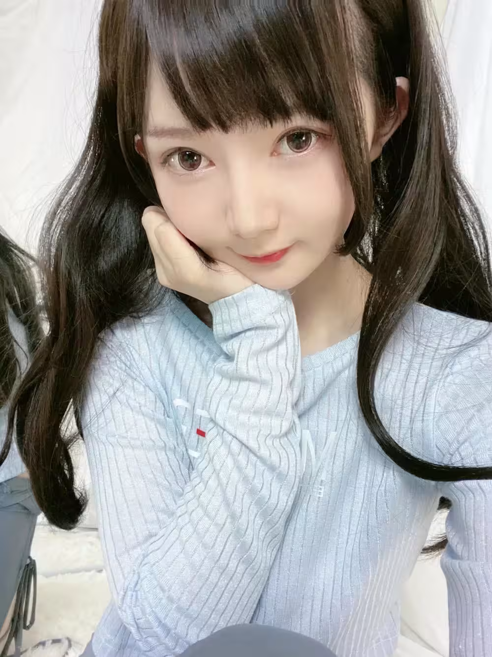 51醬 – 吉他妹妹 自拍