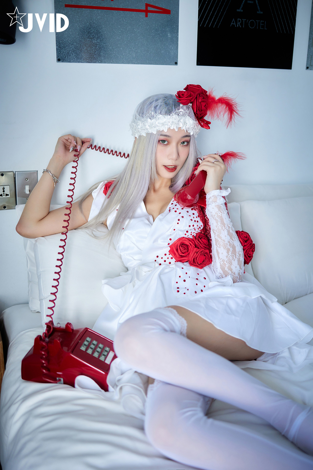 JVID Verna 「萬聖節鬼魅之月」 第五人格調香師Verna性感解密 隱藏版影片 Set.01(51P)