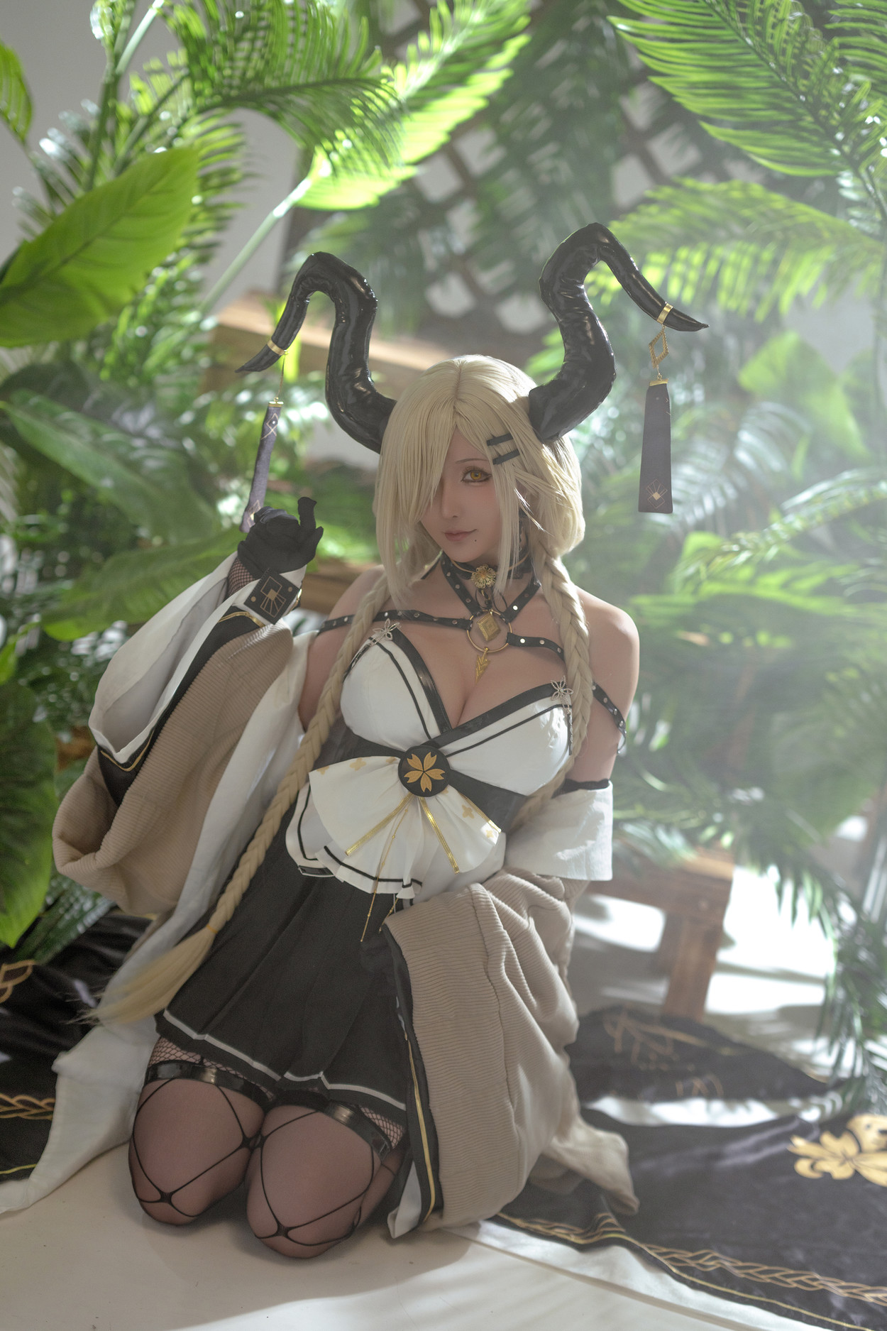Cosplay 星之迟迟Hoshilily 2024 万圣节尾张 Set.01(48P)