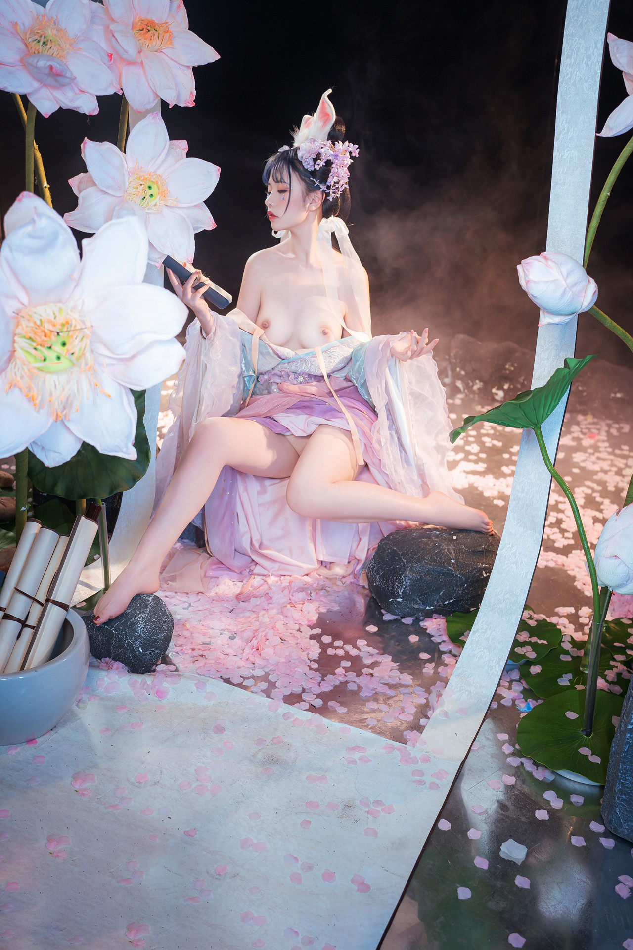 Nekokoyoshi 爆机少女喵小吉, 写真集 绮怀