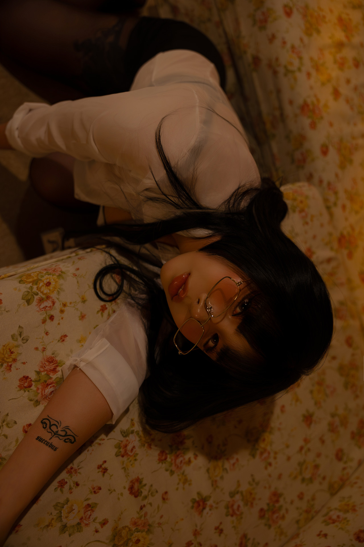 Lee Yuin 유인, Photobook ‘Girl Next Door’ Set.02