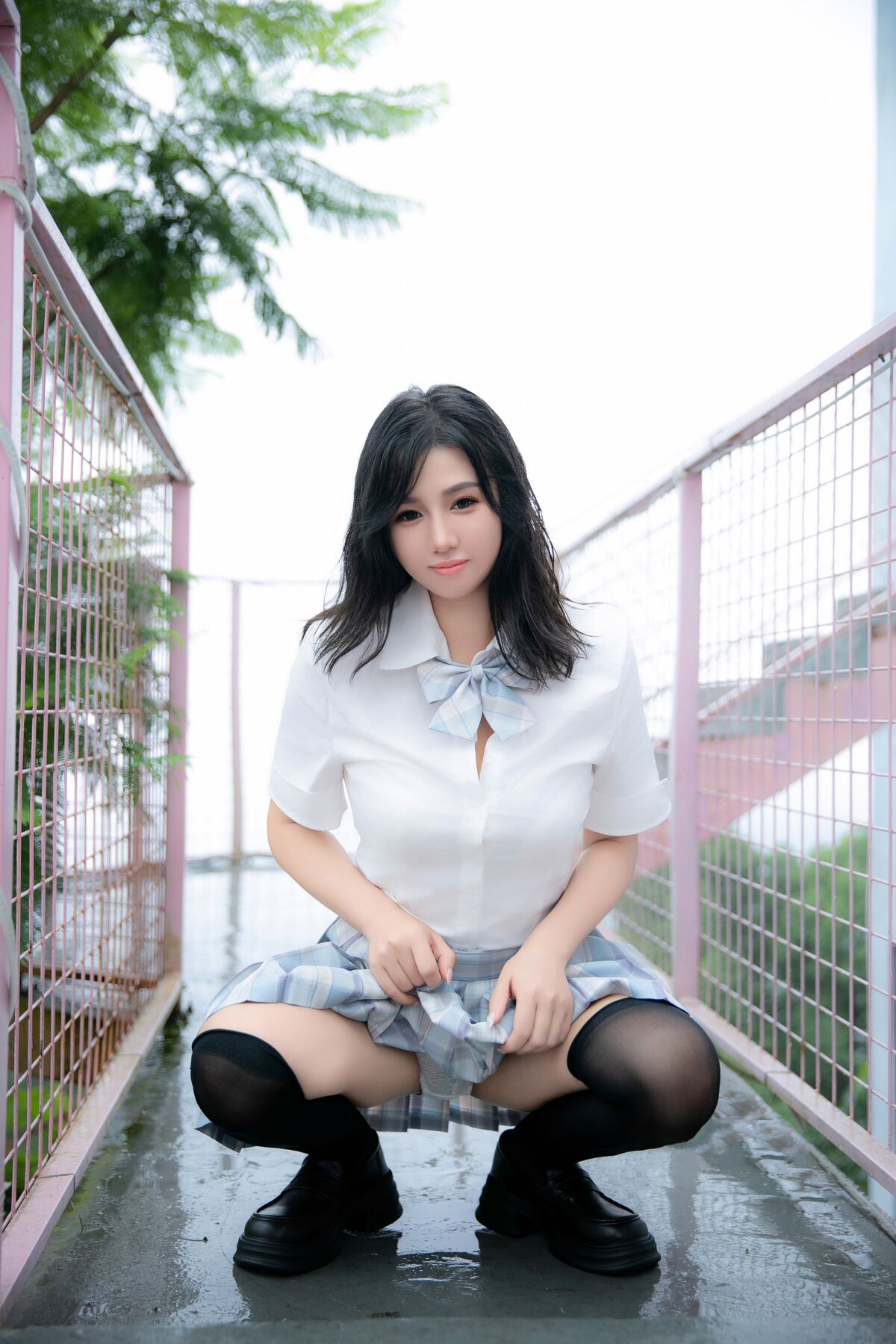 XR Uncensored Jin Xiao Yi 金小依 – R18 秀人网模特 JK学生妹 Part01 (49P – 1V)