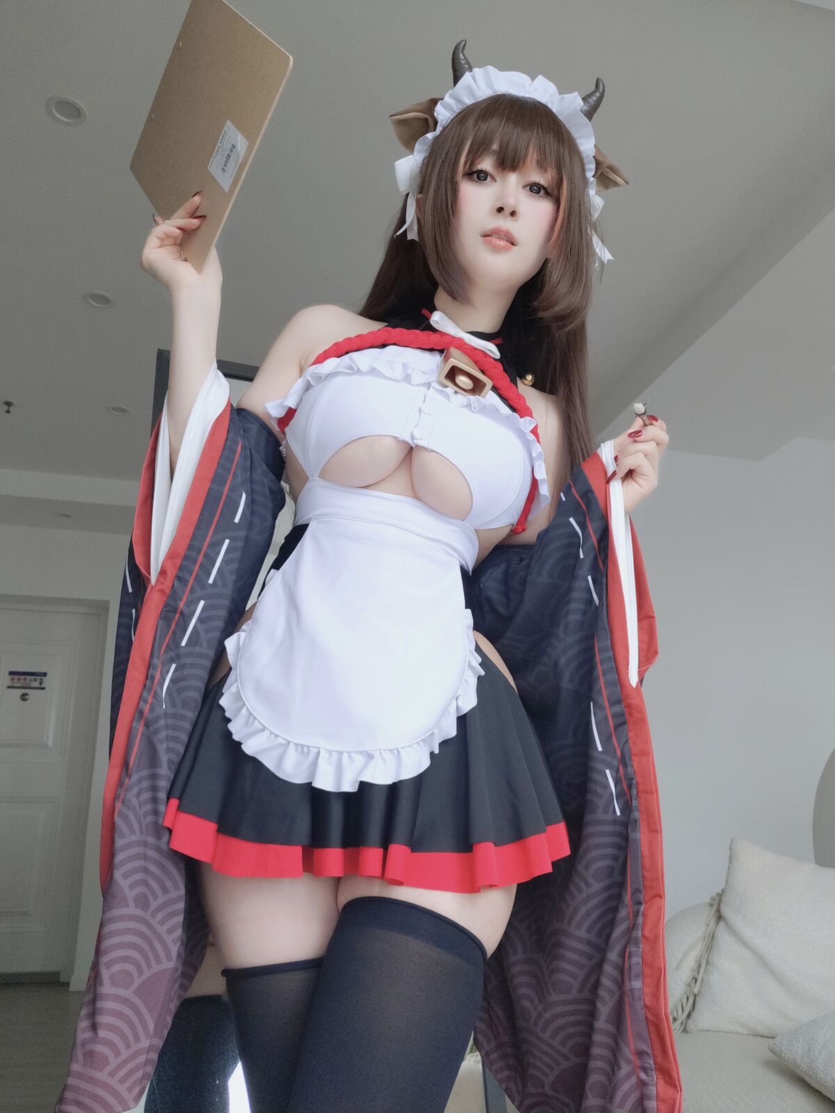 Coser@白银81 – 碧蓝航线 樫野 Part01 (47P – 3V)
